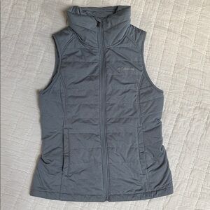 Columbia Gray Quilted Vest